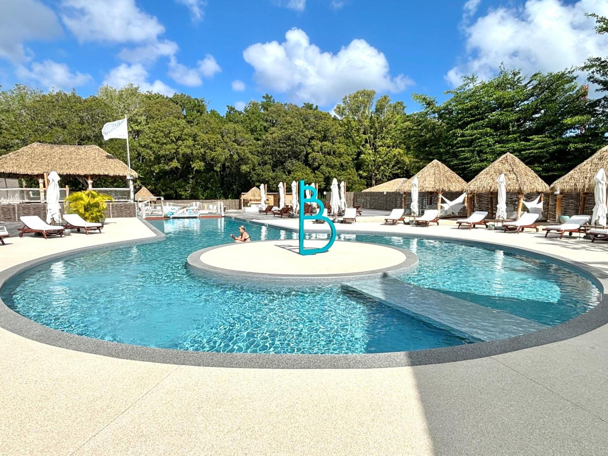 Bungalow La Kawannaise - Piscine, Terrasse, Plage Grand-Bourg  Exterior photo
